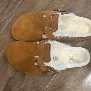 Birkenstock Tan Shearling Lined Mules